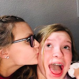 Meet your Posher, Meredyth